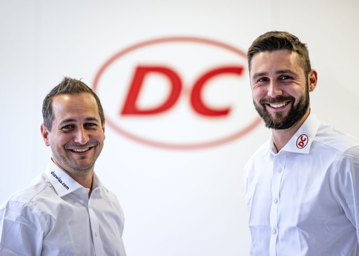 Claude Sudan, directeur financier et Maxime Sandoz, ingénieur développement produits de DC Swiss SA.